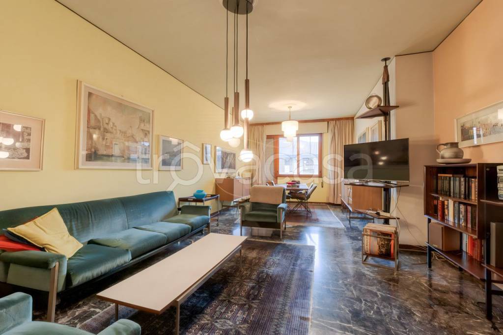 appartamento in vendita a Padova in zona Arcella