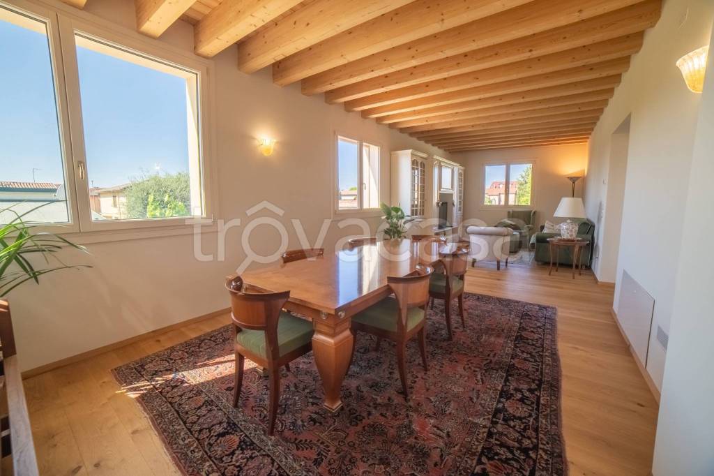 casa indipendente in vendita a Padova