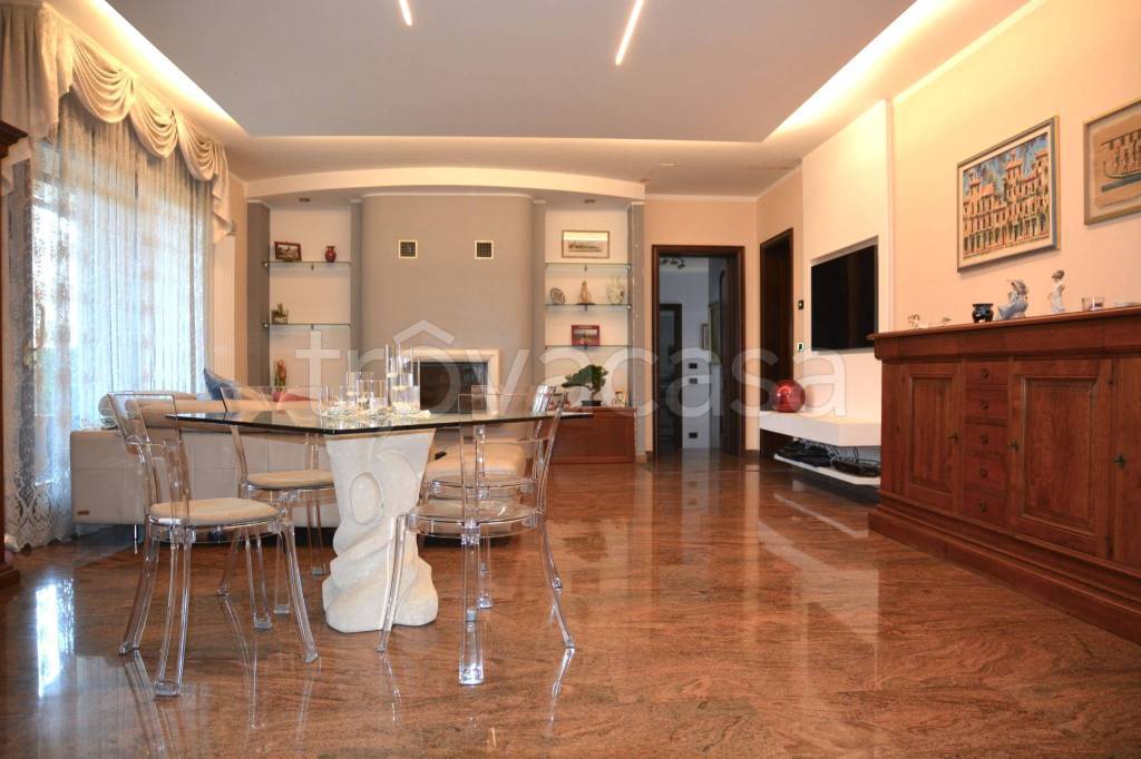 casa indipendente in vendita a Padova in zona Altichiero