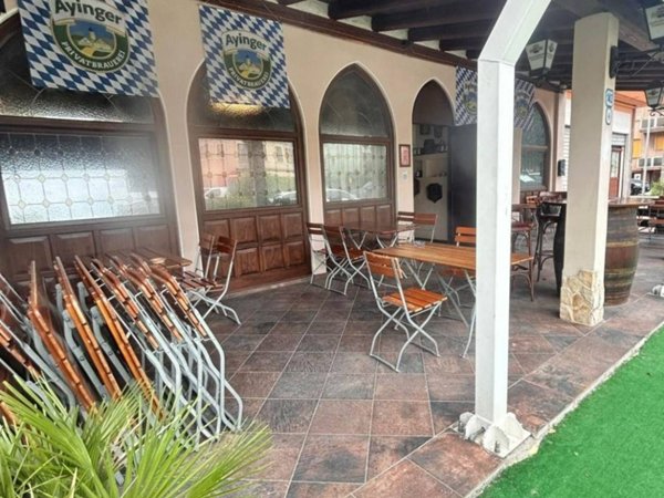 negozio in vendita a Padova in zona Sant'Osvaldo / Santa Rita