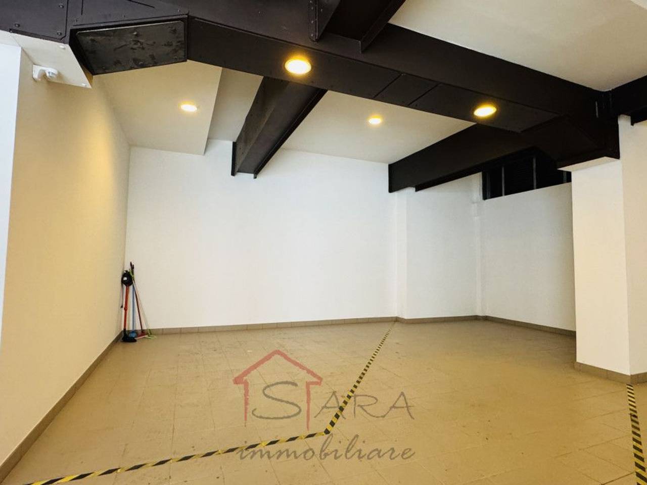 negozio in vendita a Padova in zona Centro Storico