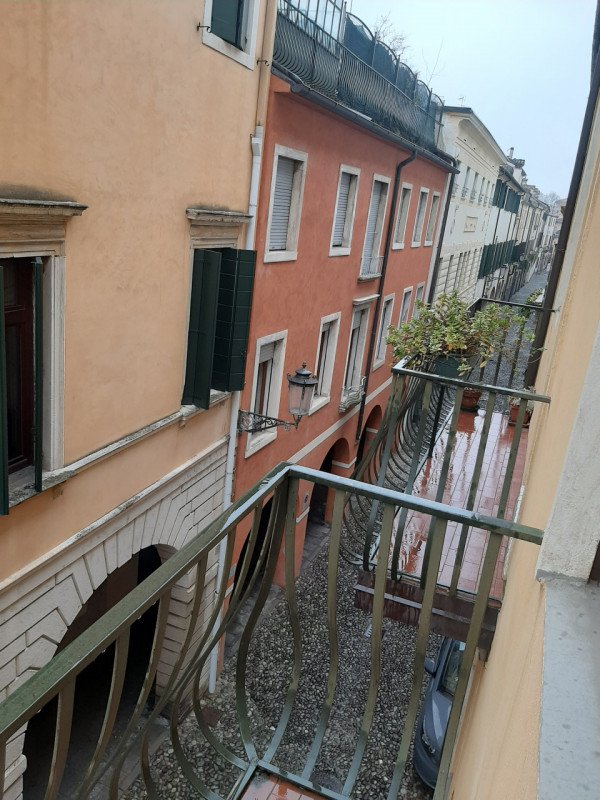 appartamento in vendita a Padova in zona Centro Storico