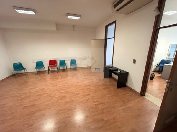 ufficio in vendita a Padova in zona Stanga