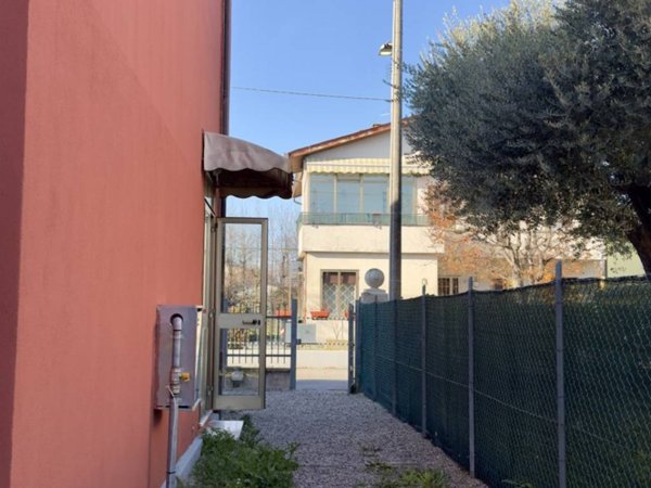casa indipendente in vendita a Padova in zona Sacra Famiglia