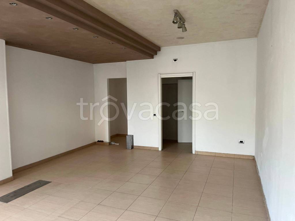 negozio in vendita a Padova in zona Arcella