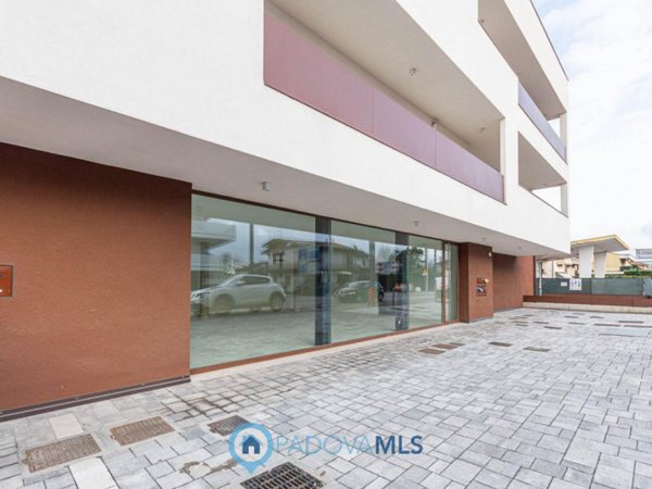 negozio in vendita a Padova