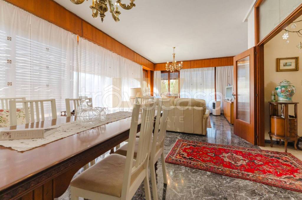 appartamento in vendita a Padova in zona Ponte di Brenta