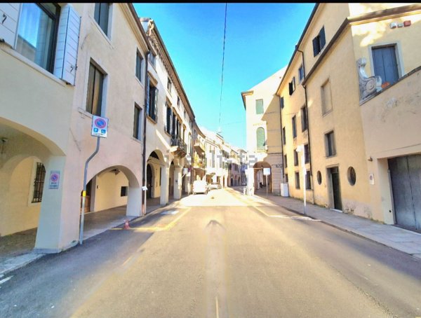 appartamento in vendita a Padova in zona Centro Storico