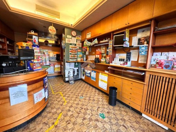 negozio in vendita a Padova