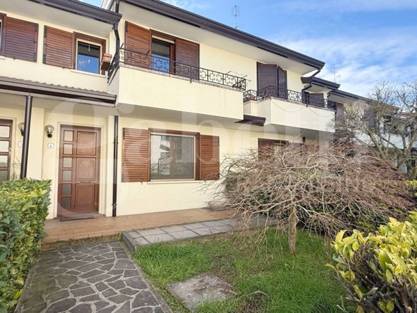 casa indipendente in vendita a Padova in zona Brentelle