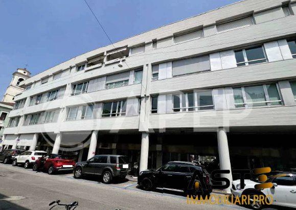 ufficio in vendita a Padova in zona Centro Storico