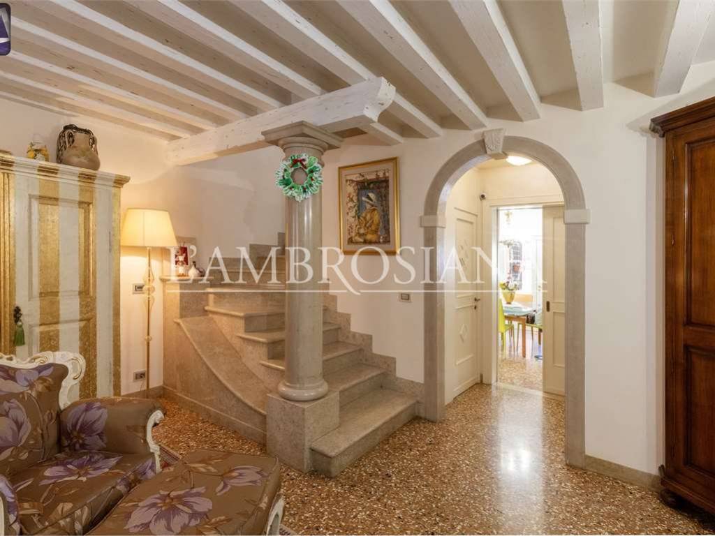 casa indipendente in vendita a Padova in zona Savonarola