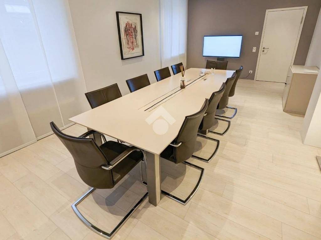 ufficio in vendita a Padova in zona Savonarola