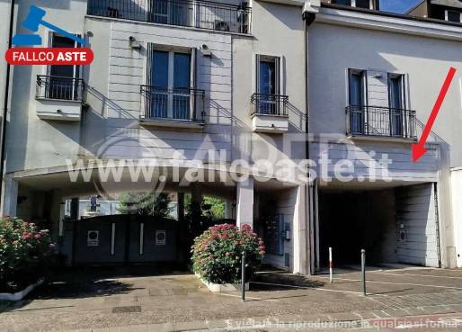 negozio in vendita a Padova in zona Sant'Osvaldo / Santa Rita