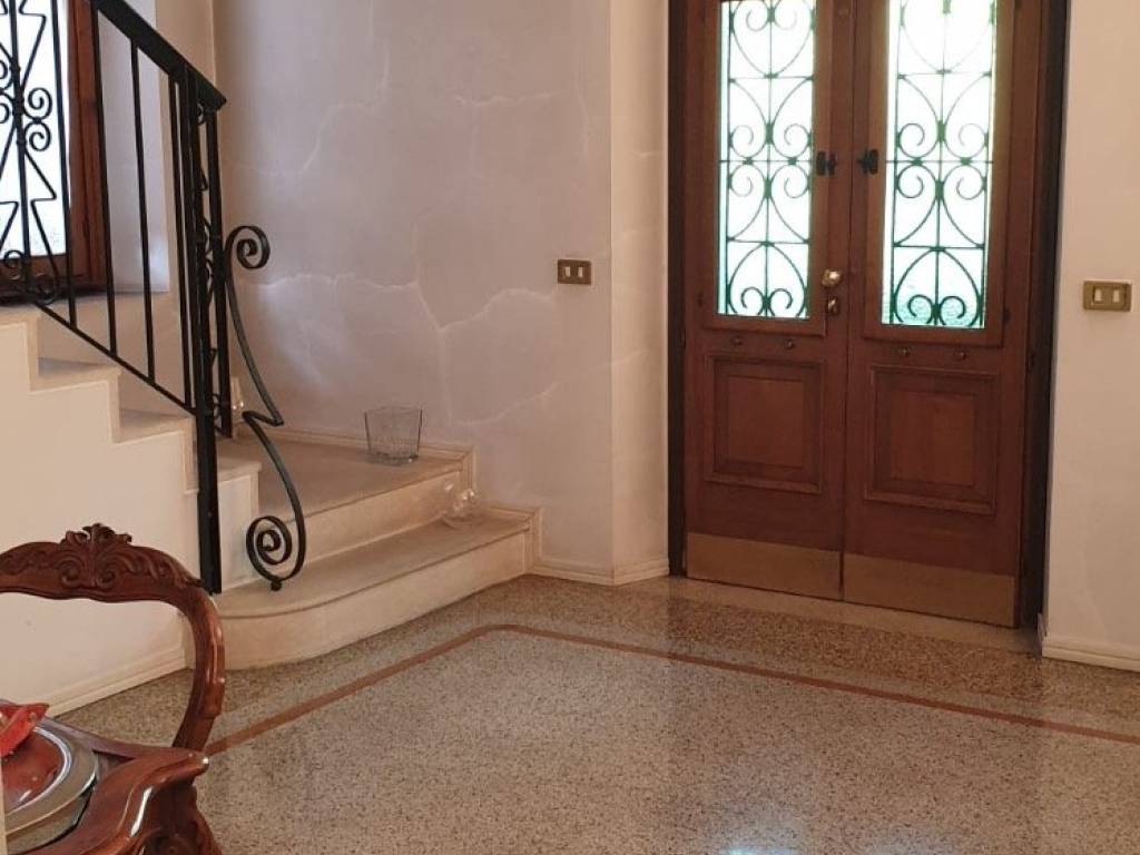 casa indipendente in vendita a Padova in zona Sacra Famiglia