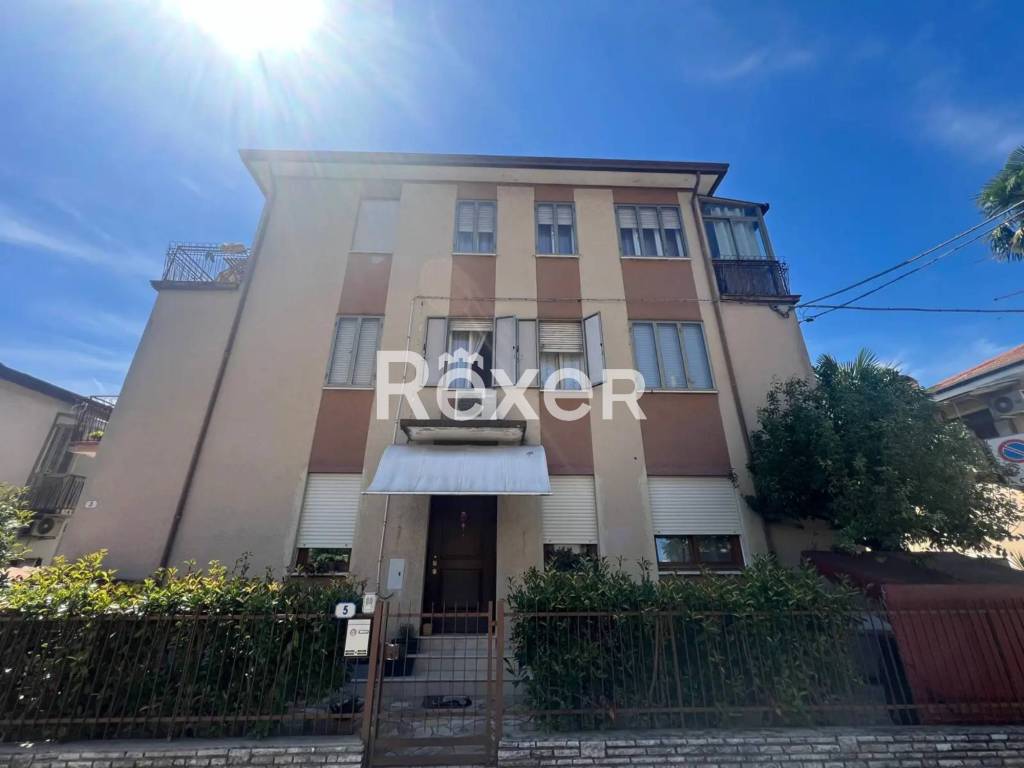 appartamento in vendita a Padova in zona Arcella