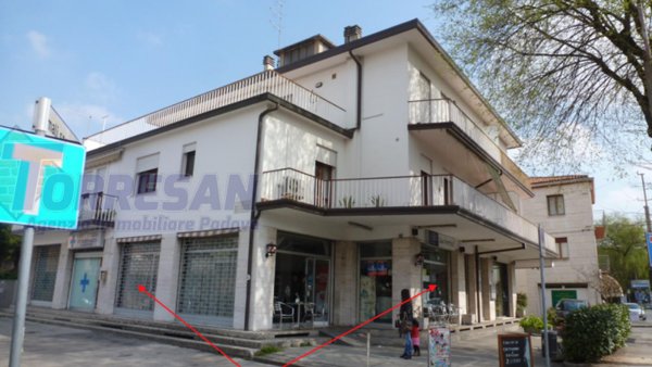 negozio in vendita a Padova