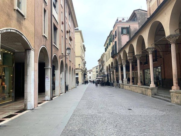 appartamento in vendita a Padova in zona Savonarola