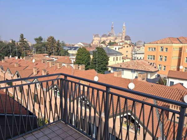 appartamento in vendita a Padova in zona Santa Croce