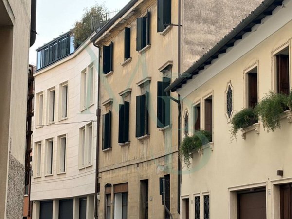 appartamento in vendita a Padova in zona Centro Storico