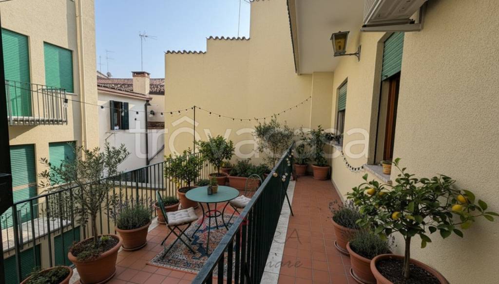 appartamento in vendita a Padova in zona Centro Storico