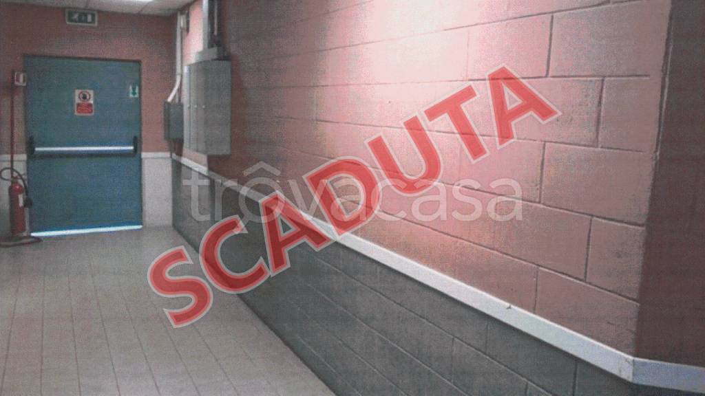 negozio in vendita a Padova in zona Stanga