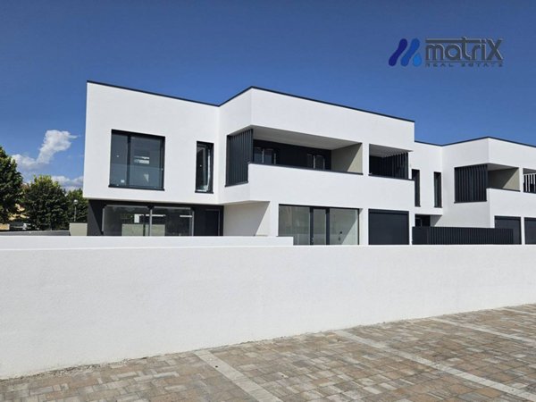 casa indipendente in vendita a Padova in zona Forcellini / Terranegra