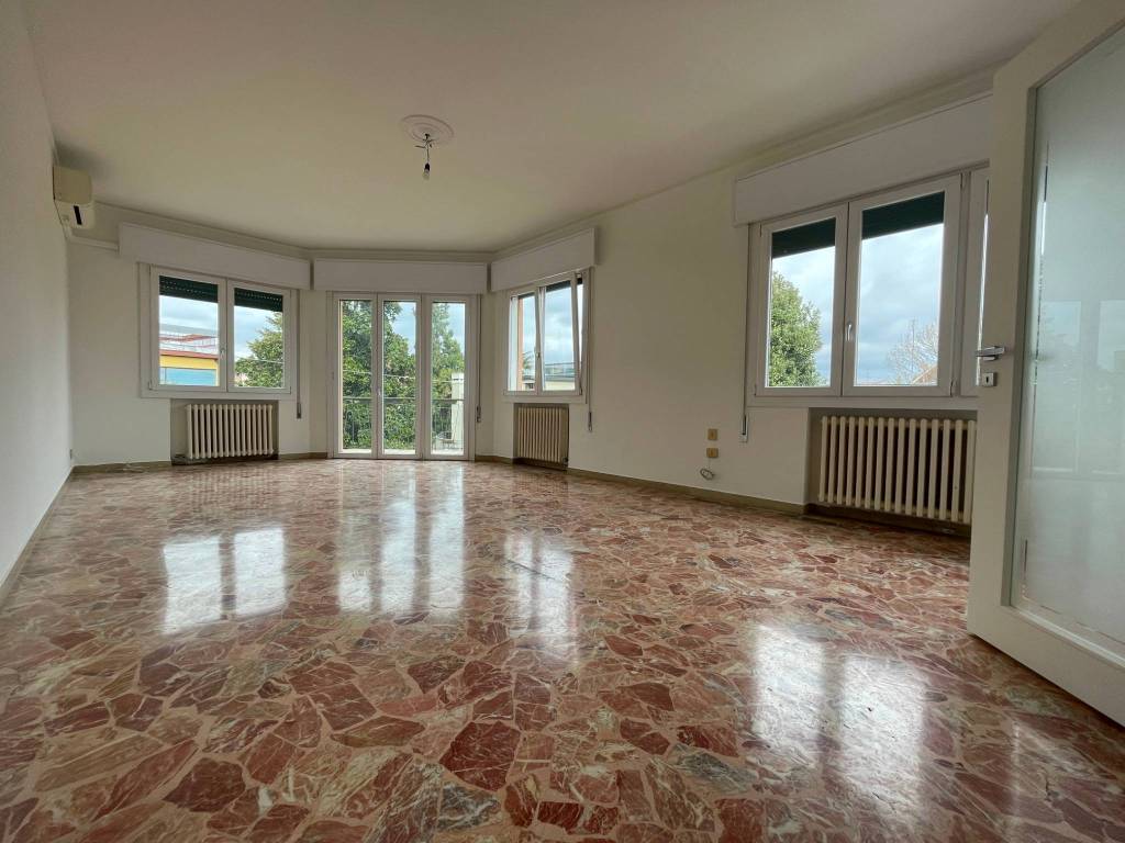 appartamento in vendita a Padova in zona Sacra Famiglia