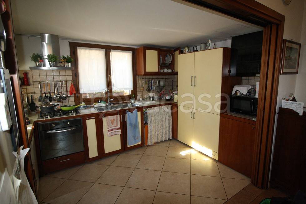 casa indipendente in vendita a Padova in zona Montà