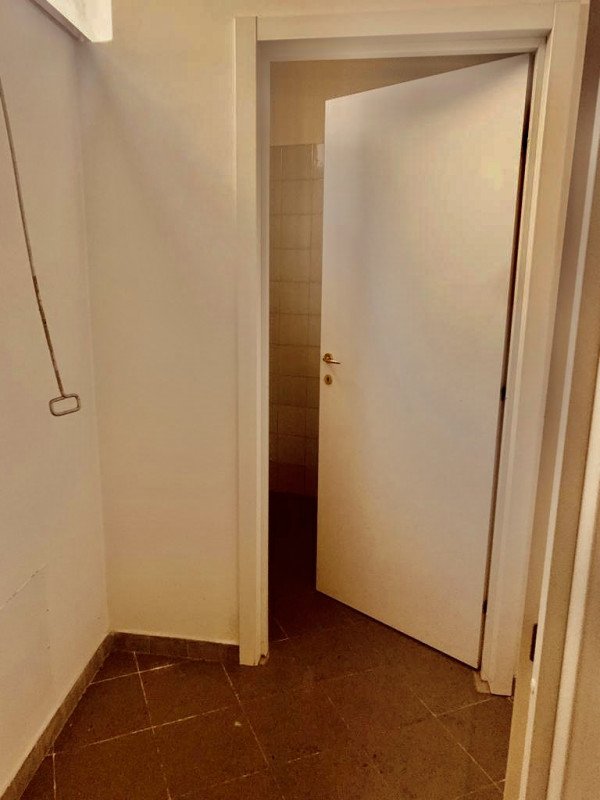 negozio in vendita a Padova in zona Bassanello