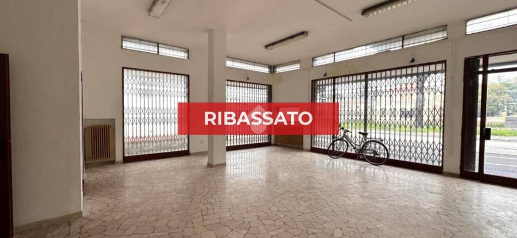 negozio in vendita a Padova in zona Forcellini / Terranegra