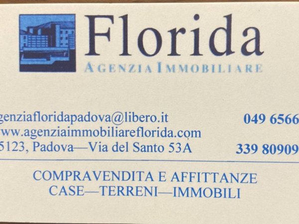 negozio in vendita a Padova in zona Centro Storico