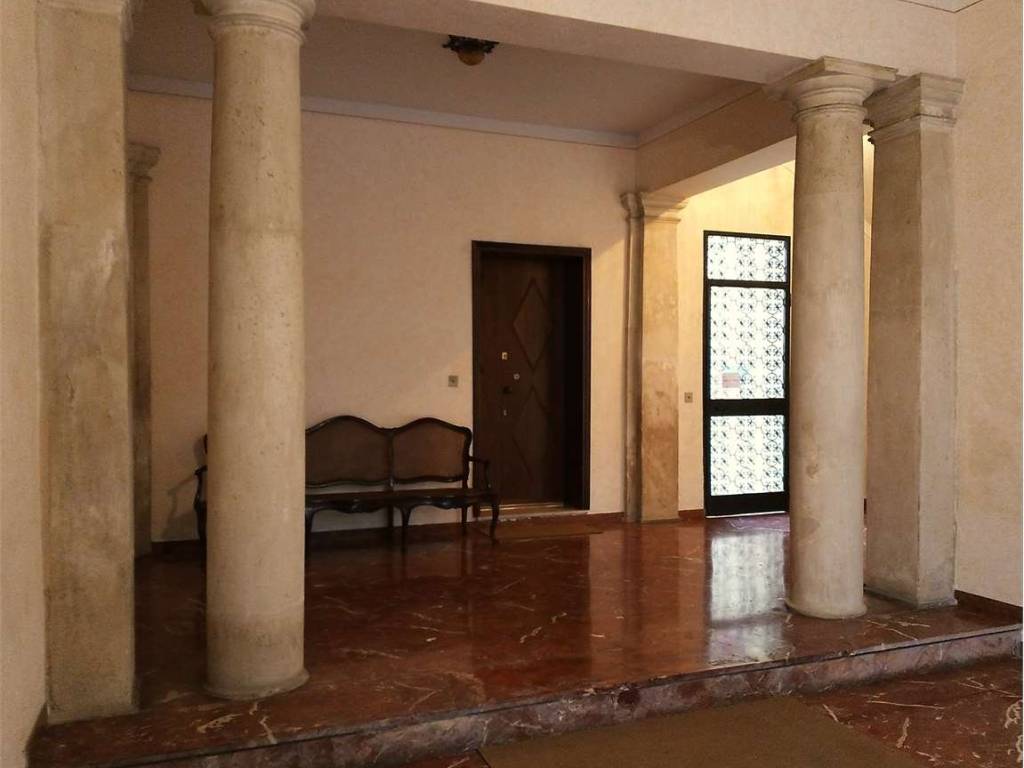 appartamento in vendita a Padova in zona Centro Storico