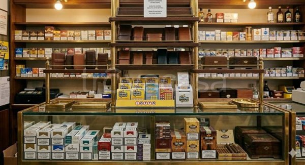 negozio in vendita a Padova