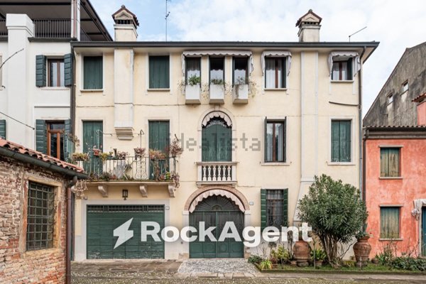 casa indipendente in vendita a Padova in zona Centro Storico