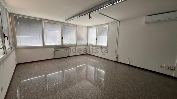 ufficio in vendita a Padova in zona San Carlo