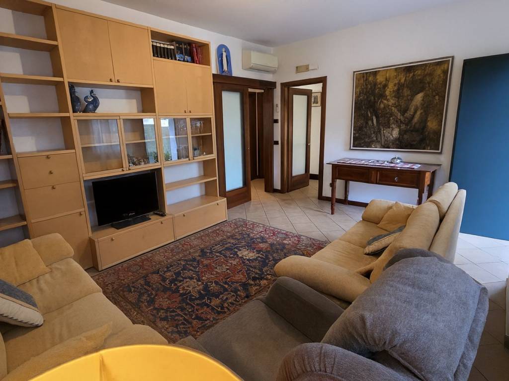 casa indipendente in vendita a Padova in zona Arcella