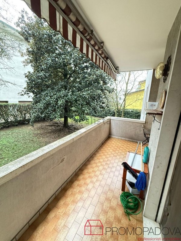 appartamento in vendita a Padova in zona Sacra Famiglia