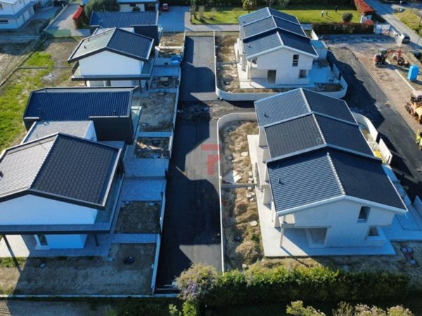 casa indipendente in vendita a Padova in zona Guizza