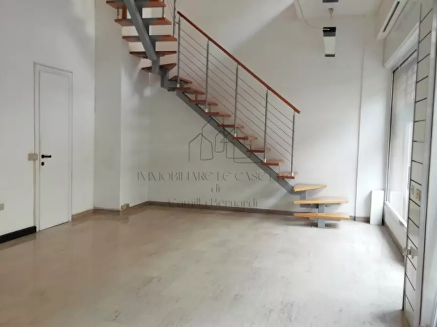 negozio in vendita a Padova in zona Sant'Osvaldo / Santa Rita