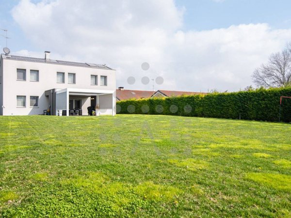 casa indipendente in vendita a Padova in zona Mandria