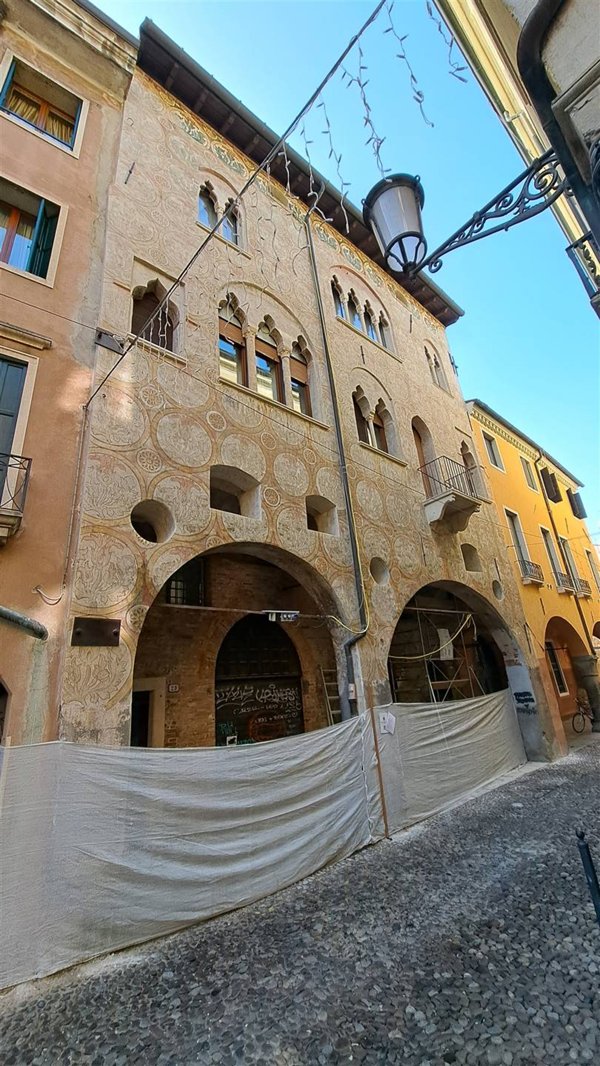 negozio in vendita a Padova in zona Centro Storico