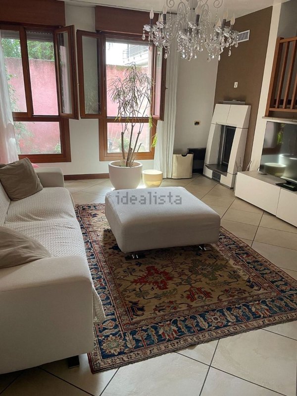 casa indipendente in vendita a Padova in zona Sacra Famiglia