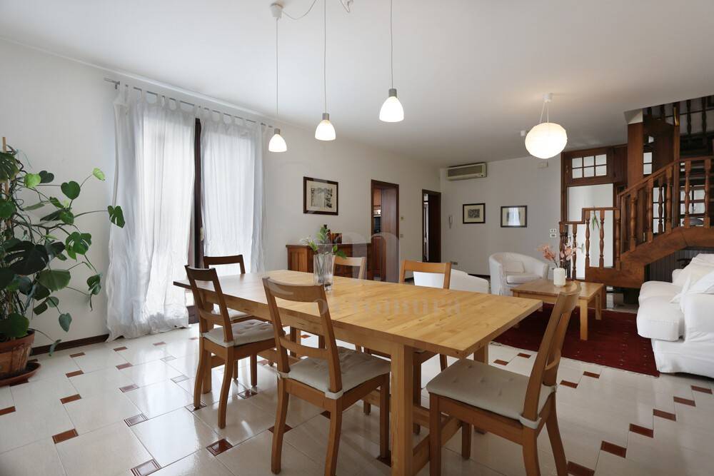 casa indipendente in vendita a Padova in zona Guizza