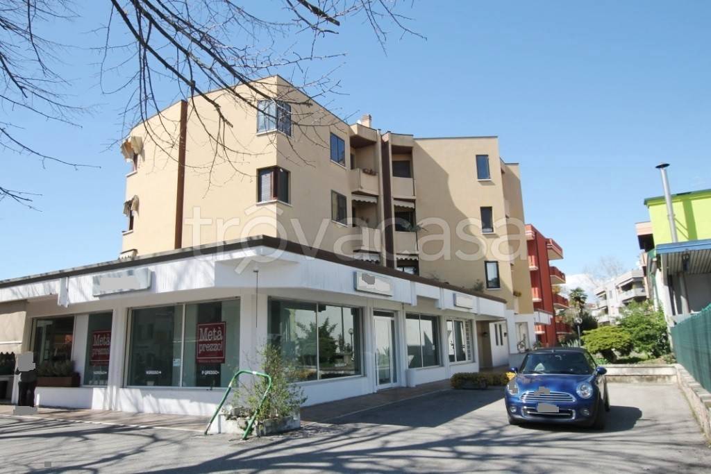 appartamento in vendita a Padova in zona Ponte di Brenta