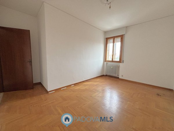 appartamento in vendita a Padova in zona Sant'Osvaldo / Santa Rita