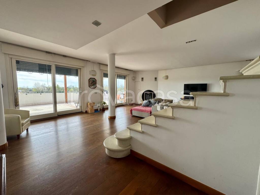 appartamento in vendita a Padova in zona Mandria