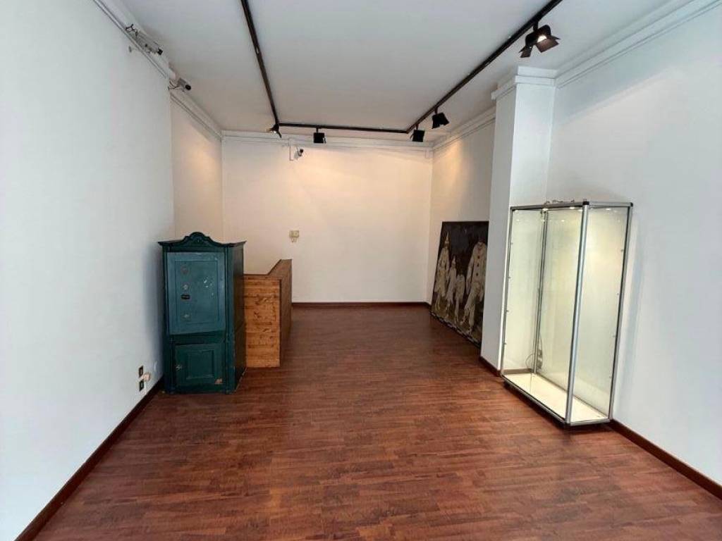 negozio in vendita a Padova in zona Savonarola