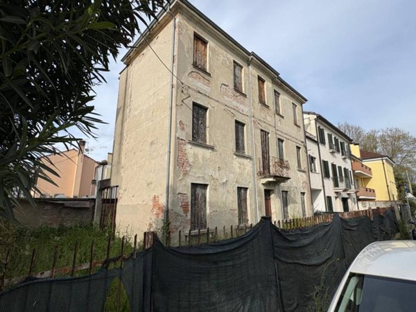 intera palazzina in vendita a Padova in zona Porta Trento