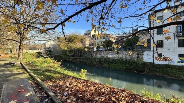 appartamento in vendita a Padova in zona Centro Storico